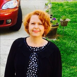 Meet your Posher, Denise